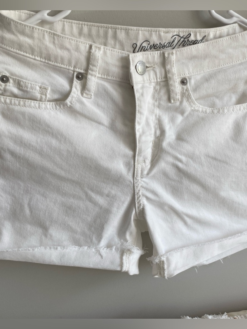 Universal Thread White Frayed Hem  Mid Rise Boyfriend Denim Shorts